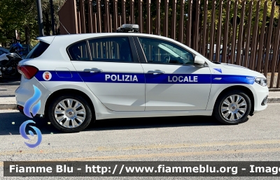 Fiat Nuova Tipo 
Polizia Locale 
Comune di Sulmona (AQ)
Allestimento Bertazzoni
POLIZIA LOCALE YA 538 AF
Parole chiave: Fiat Nuova_Tipo POLIZIALOCALEYA538AF