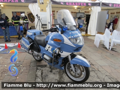 Bmw R850RT II serie
Polizia Di Stato
Polizia Stradale
POLIZIA D1922
con stemma celebrativo "70 Anni Polizia Stradale"
Parole chiave: Bmw R850RT_IIserie POLIZIAD1922