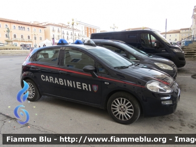 Fiat Punto VI serie
Carabinieri 
Comando Carabinieri Unità per la tutela Forestale Ambientale ed Agroalimentare
CC DT 795
Parole chiave: Fiat Punto_IVserie CCDT795