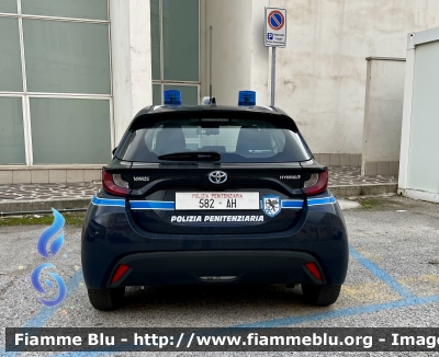 Toyota Yaris Hybrid IV serie 
Polizia Penitenziaria 
Servizio Traduzioni e Piantonamenti 
Allestimento Focaccia 
POLIZIA PENITENZIARIA 582 AH
Parole chiave: Toyota Yaris_Hybrid_IVserie POLIZIAPENITENZIARIA582AH