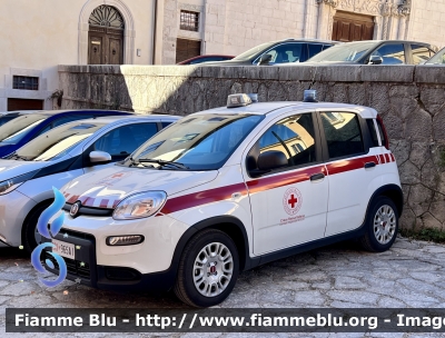 Fiat Nuova Panda Hybrid II serie 
Croce Rossa Italiana 
Comitato Regionale Abruzzo 
Allestimento Celiani 
CRI 965 AI
Parole chiave: Fiat Nuova_Panda_Hybrid_IIserie CRI965AI