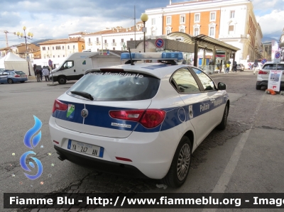 Alfa Romeo Nuova Giulietta restyle
Polizia Municipale
Comune di L'Aquila
POLIZIA LOCALE YA 247 AN
Parole chiave: Alfa-Romeo Nuova_Giulietta_restyle POLIZIALOCALEYA247AN