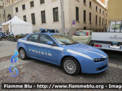 Alfa Romeo 159
Polizia Di Stato
Polizia Stradale
POLIZIA F7307
Parole chiave: Alfa-Romeo 159 POLIZIAF7307