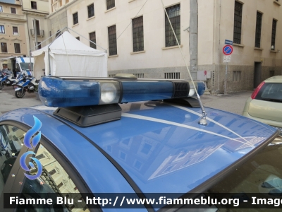 Alfa Romeo 159
Polizia Di Stato
Polizia Stradale
POLIZIA F7307
Parole chiave: Alfa-Romeo 159 POLIZIAF7307