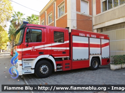 Mercedes-Benz Actros 1841 II serie
Vigili del Fuoco
Comando Provinciale di Pescara
AutoPompaSerbatoio Allestimento BAI
VF 24506
Parole chiave: Mercedes-Benz Actros_1841_IIserie VF24506