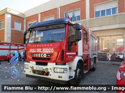 Iveco EuroCargo MaxiCity 180E30 III serie 
Vigili del Fuoco
Comando Provinciale di Pescara
AutoPompaSerbatoio Allestimento Magirus
VF 29249
Parole chiave: Iveco EuroCargo_MaxiCity_180_IIIserie Vf29249