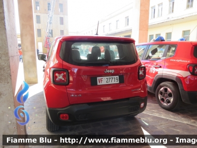 Jeep Renegade
Vigili del Fuoco
Comando Provinciale di Pescara
VF 27719
Parole chiave: Jeep Renegade VF27719