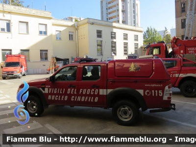 Ford Ranger VII serie 
Vigili del Fuoco
Comando Provinciale di Pescara 
Nucleo Cinofilo
Allestimento Aris
VF 25970
Parole chiave: Ford Ranger_VIIserie VF25970