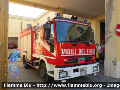 Iveco CityEuroFire I serie
Vigili Del Fuoco
Comando Provinciale di Pescara
AutoPompaSerbatoio Allestimento Iveco-Magirus
VF 19872
Parole chiave: Iveco CityEuroFire_Iserie VF19872