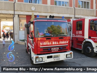 Iveco CityEuroFire 100E21 I serie
Vigili del Fuoco
Comando Provinciale di Pescara
AutoPompaSerbatoio Allestimento Iveco_Magirus 
VF 20163
Parole chiave: Iveco CityEuroFire_100E21_Iserie VF20163