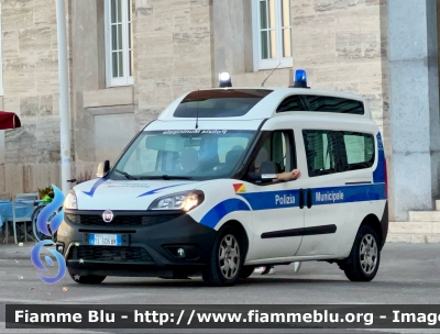 Fiat Dobló XL IV serie 
Polizia Municipale 
Comune di Napoli 
POLIZIA LOCALE YA 606 AK
Cod.Automezzo 111
Parole chiave: Fiat Dobló_XL_IVserie POLIZIALOCALEYA606AK