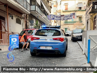 Alfa Romeo Nuova Giulietta Restyle 
Polizia di Stato 
Squadra Volante 
Allestimento NCT Nuova Carrozzeria Torinese
POLIZIA M5449
Parole chiave: Alfa-Romeo Nuova_Giulietta_restyle POLIZIAM5449