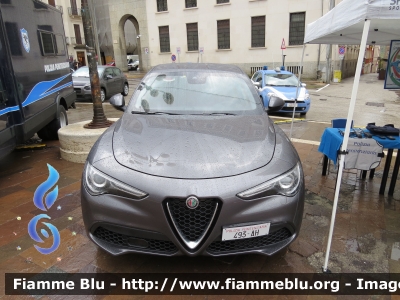 Alfa Romeo Stelvio
Polizia Penitenziaria
Allestimento Autocarrozzeria Moderna
POLIZIA PENITENZIARIA 493 AH
Parole chiave: Alfa-Romeo Stelvio POLIZIAPENITENZIARIA493AH