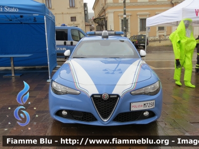 Alfa Romeo Nuova Giulia
Polizia di Stato
Squadra Volante
Allestimento FCA
POLIZIA M7258
Parole chiave: Alfa-Romeo Nuova_Giulia POLIZIAM7258