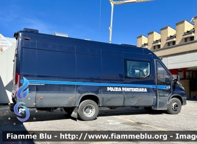 Iveco Daily VI serie 
Polizia Penitenziaria 
Servizio Traduzioni e Piantonamenti 
Minibus Trasporto Detenuti 
Allestimento Tekne 
Fornitura di 85 esemplari 
POLIZIA PENITENZIARIA 132 AJ
Parole chiave: Iveco Daily_Viserie POLIZIAPENITENZIARIA132AJ