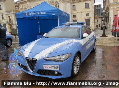 Alfa Romeo Nuova Giulia
Polizia di Stato
Squadra Volante
Allestimento FCA
POLIZIA M7258
Parole chiave: Alfa-Romeo Nuova_Giulia POLIZIAM7258