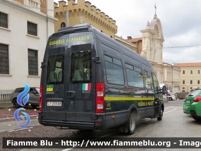 Iveco Daily V serie
Guardia di Finanza
GdiF 259 BH
Parole chiave: Iveco Daily_Vserie GDIF259BH