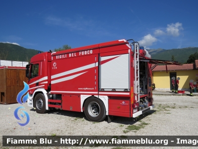 Scania P370 III serie
Vigili Del Fuoco
Comando Provinciale Di L'Aquila
AutoBottePompa Allestimento Bai
VF 32394
Parole chiave: Scania P370_IIIserie VF32394