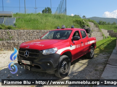 Mercedes-Benz Classe X
Vigili del Fuoco
Comando Provinciale di L'Aquila
Allestimento Divitec
VF 29515
Parole chiave: Mercedes-Benz Classe_X VF29515