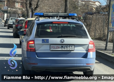 Skoda Octavia Wagon 4x4 V serie 
Polizia di Stato 
Polizia Stradale in servizio sulla A24/A25 “Strada dei Parchi” 
Allestimento Focaccia 
POLIZIA M4651
Parole chiave: Skoda Octavia_Wagon_4x4_Vserie POLIZIAM4651