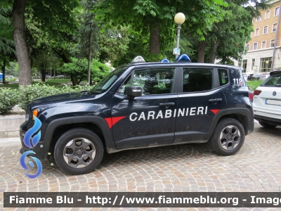 Jeep Renegade
Carabinieri
CC DX 138
Parole chiave: Jeep Renegade CCDX138