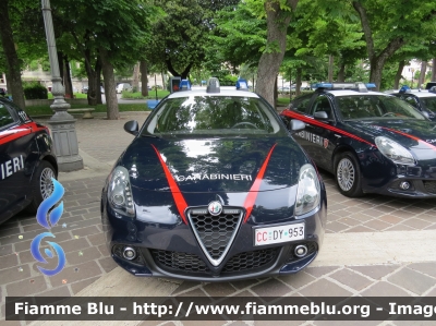 Alfa Romeo Nuova Giulietta restyle
Carabinieri
Nucleo Operativo Radiomobile
Allestimento NCT Nuova Carrozzeria Torinese
CC DY 953
Parole chiave: Alfa-Romeo Nuova_Giulietta_restyle CCDY953