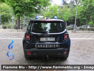 Jeep Renegade
Carabinieri
CC DL 773
Variante con gancio traino
Parole chiave: Jeep Renegade CCDL773