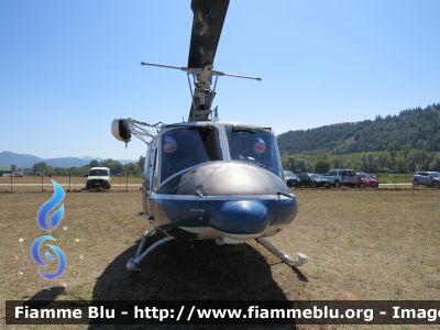 Agusta Bell AB212
Polizia di Stato
Servizio Aereo
PS 106
Parole chiave: Agusta Bell_AB212 PS106