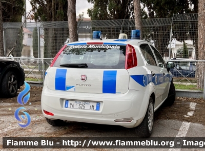 Fiat Punto VI serie 
Polizia Municipale 
Comune di Cupello (CH)
Allestimento Ciabilli
POLIZIA LOCALE YA 525 AM
Parole chiave: Fiat Punto_VIserie POLIZIALOCALEYA525AM