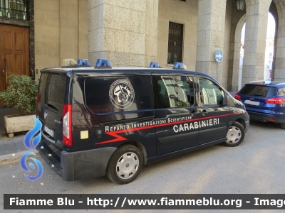 Fiat Scudo IV serie 
Carabinieri
Reparto Investigazioni Scientifiche Roma
CC DI 065

Parole chiave: Fiat Scudo_IVserie CCDI065