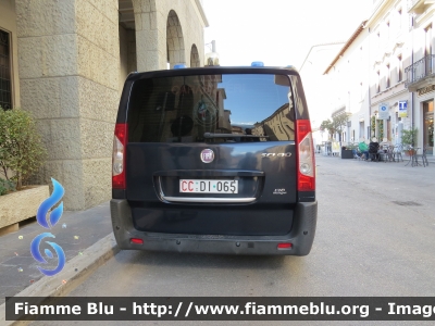 Fiat Scudo IV serie 
Carabinieri
Reparto Investigazioni Scientifiche Roma
CC DI 065

Parole chiave: Fiat Scudo_IVserie CCDI065