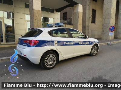 Alfa Romeo Nuova Giulietta restyle
Polizia Municipale
Comune di L'Aquila
POLIZIA LOCALE YA 247 AN
Parole chiave: Alfa-Romeo Nuova_Giuletta_restyle POLIZIALOCALEYA247AN