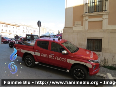 Mitsubishi L200 V serie restyle
Vigili del Fuoco
Comando Provinciale di L'Aquila
Allestimento Totani
VF 32800
Parole chiave: Mitsubishi L200_Vserie_restyle VF32800