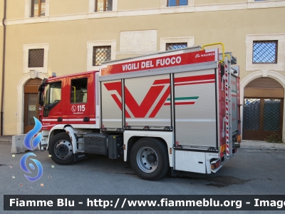 Iveco EuroCargo 120EL25 IV serie - New City 2020
Vigili del Fuoco
Comando Provinciale di L'Aquila
AutoPompaSerbatoio Allestimento Magirus 
VF 31853
Parole chiave: Iveco EuroCargo_120el25-New_City_2020 VF31853