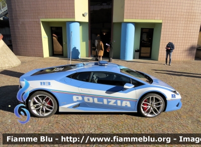 Lamborghini Huracàn LP 610-4 
Polizia Di Stato
Polizia Stradale
Allestimento Lamborghini
POLIZIA H8862
Parole chiave: Lamborghini Huracàn_LP_610_4 POLIZIAH8862