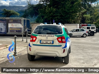 Suzuki Ignis III serie 
Polizia Locale 
Comune di L’Aquila 
Allestimento Totani 
POLIZIA LOCALE YA 969 AD 
Parole chiave: Suzuki Ignis_IIIserie POLIZIALOCALEYA969AD