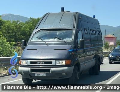 Iveco Daily III serie 
Polizia Penitenziaria 
Servizio Traduzioni e Piantonamenti 
POLIZIA PENITENZIARIA 887 AC
Parole chiave: Iveco Daily_IIIserie POLIZIAPENITENZIARIA887AC