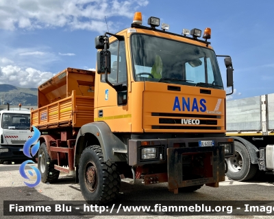 Iveco EuroCargo 95E21 4x4 I serie 
ANAS 
Regione Abruzzo Compartimento di L’Aquila 
Allestito con Spargisale Giletta 
Parole chiave: Iveco EuroCargo_95E21_4x4_Iserie