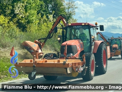 Kubota M130X
ANAS 
Regione Abruzzo 
Compartimento di L’Aquila 
Parole chiave: Kubota M130X