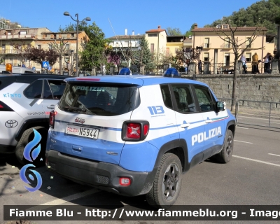 Jeep Renegade
Polizia di Stato
Allestimento NCT Nuova Carrozzeria Torinese
POLIZIA N5944
Parole chiave: Jeep Renegade POLIZIAN5944