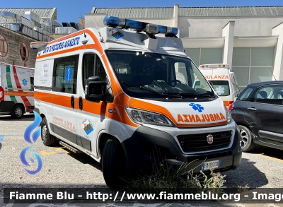 Fiat Ducato X290
ASL n1 Avezzano Sulmona L’Aquila 
118 Abruzzo Soccorso 
Allestimento Orion 
Parole chiave: Fiat Ducato_X290 Ambulanza