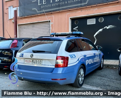 Skoda Octavia Wagon 4x4 V serie 
Polizia di Stato 
Polizia Stradale in servizio sulla A24/A25 “Strada dei Parchi”
Allestimento Focaccia 
POLIZIA M4650
Parole chiave: Skoda Octavia_Wagon_4x4_Vserie POLIZIAM4650