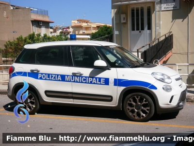 Fiat 500L trekking
Polizia Municipale
Comune di Venetico (ME)
Allestimento Ciabilli
POLIZIA LOCALE YA 778 AM
Parole chiave: Fiat 500L_trekking POLIZIA LOCALEYA778AM