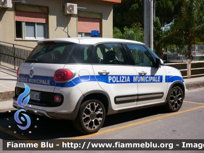 Fiat 500L trekking
Polizia Municipale
Comune di Venetico (ME)
Allestimento Ciabilli
POLIZIA LOCALE YA 778 AM
Parole chiave: Fiat 500L_trekking POLIZIA LOCALEYA778AM