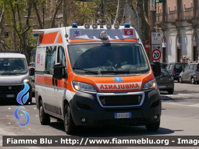 Peugeot Boxer IV serie
SUES
118 Regione Siciliana
Allestimento Orion
Parole chiave: Peugeot Boxer_IVserie Ambulanza