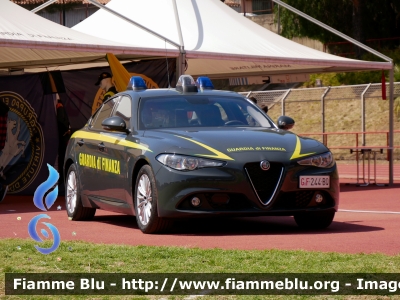 Alfa Romeo Nuova Giulia
Guardia di Finanza
Allestimento FCA
GdiF 244 BQ
Parole chiave: Alfa-Romeo Nuova_Giulia GdiF244BQ