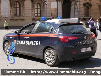 Alfa Romeo Nuova Giulietta restyle
Carabinieri
Nucleo Radiomobile
Allestimento FCA
Decorazione Grafica Artlantis
CC DY 442
Parole chiave: Alfa-Romeo Nuova_Giulietta_restyle CCDY442