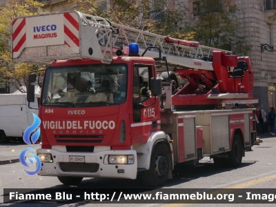 Iveco EuroFire 150E28 II serie
Vigili del Fuoco
Comando Provinciale di Catania
AutoScala da 30 metri allestimento Iveco-Magirus
VF 23437
Parole chiave: Iveco EuroFire_150E28_IIserie VF23437