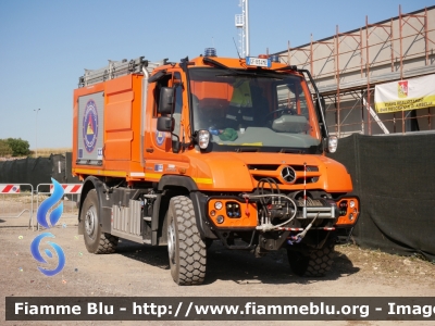 Mercedes-Benz Unimog U423
Protezione Civile
Regione Siciliana
allestimento Piemme&Matacena
Parole chiave: Mercedes-Benz Unimog_U423