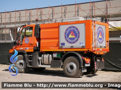 Mercedes-Benz Unimog U423
Protezione Civile
Regione Siciliana
allestimento Piemme&Matacena
Parole chiave: Mercedes-Benz Unimog_U423